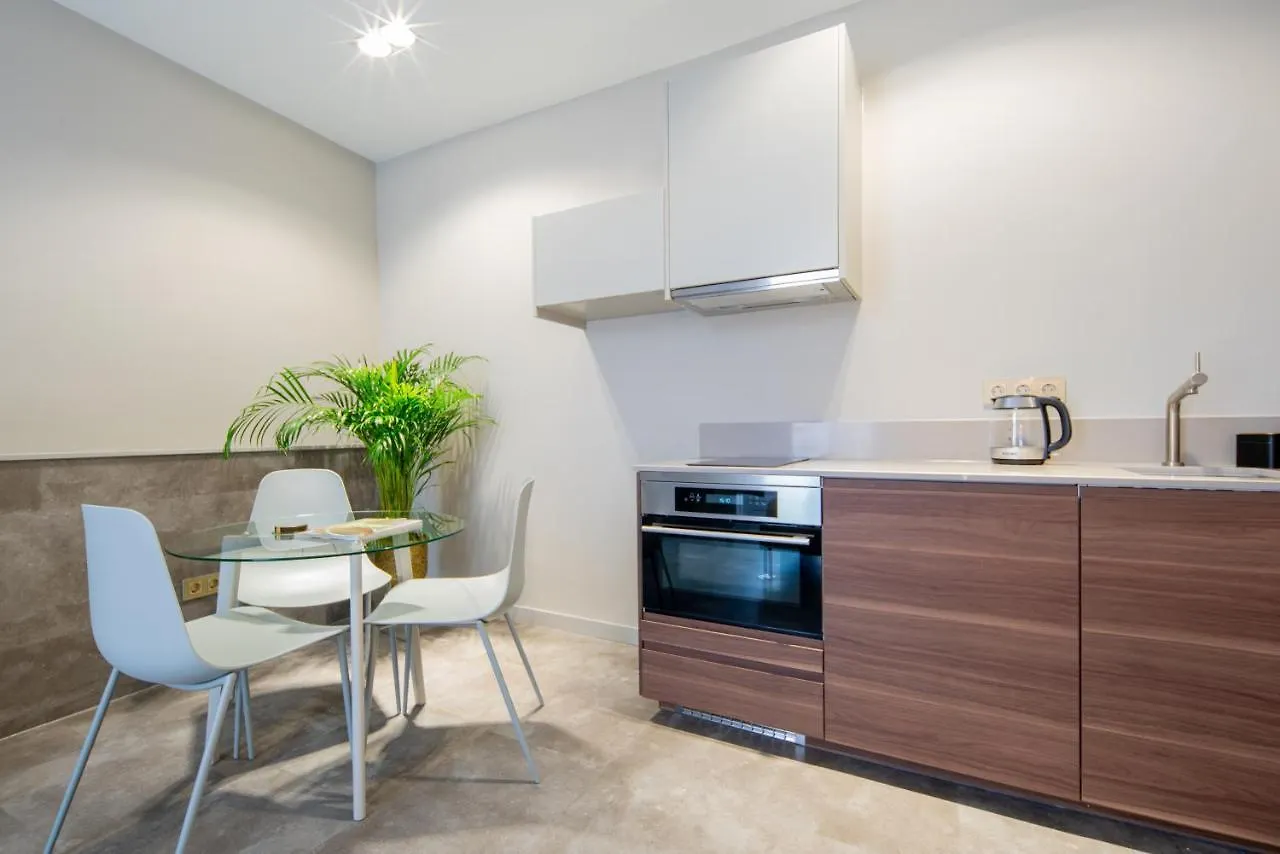 Newly Build Utopia The Den Apartment 7-Minutes From Rotterdam City App2 Schiedam